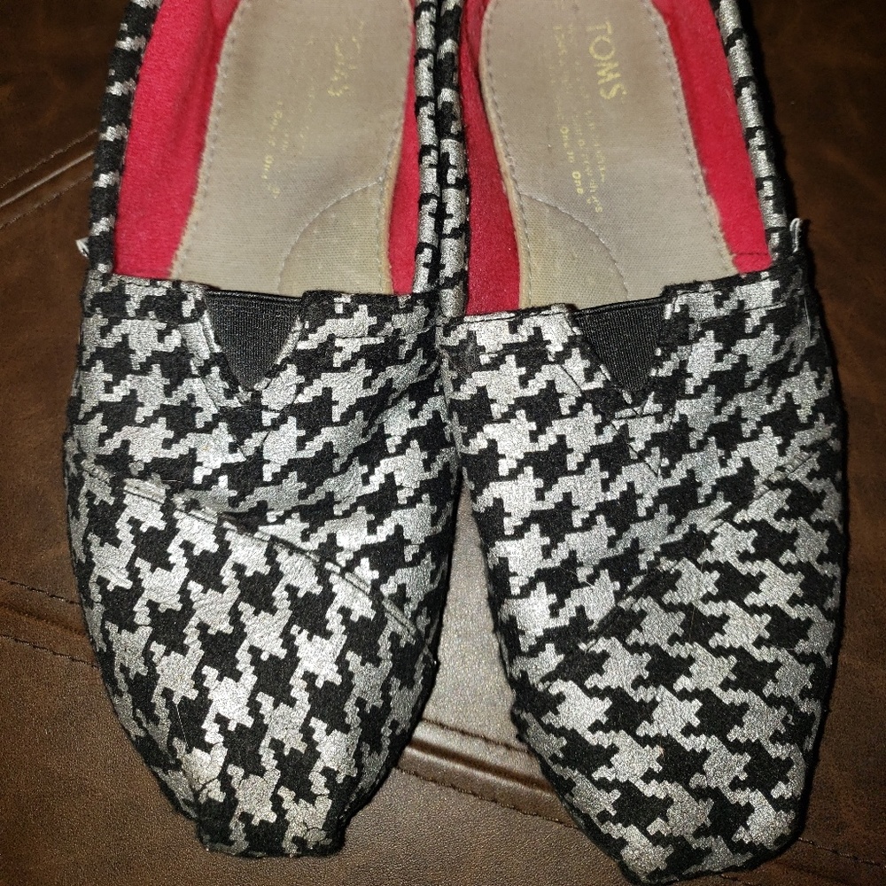 Houndstooth Toms